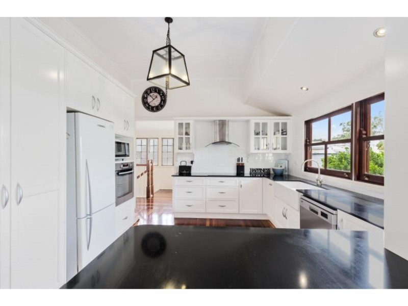 35 Brae Street, The Range QLD 4700